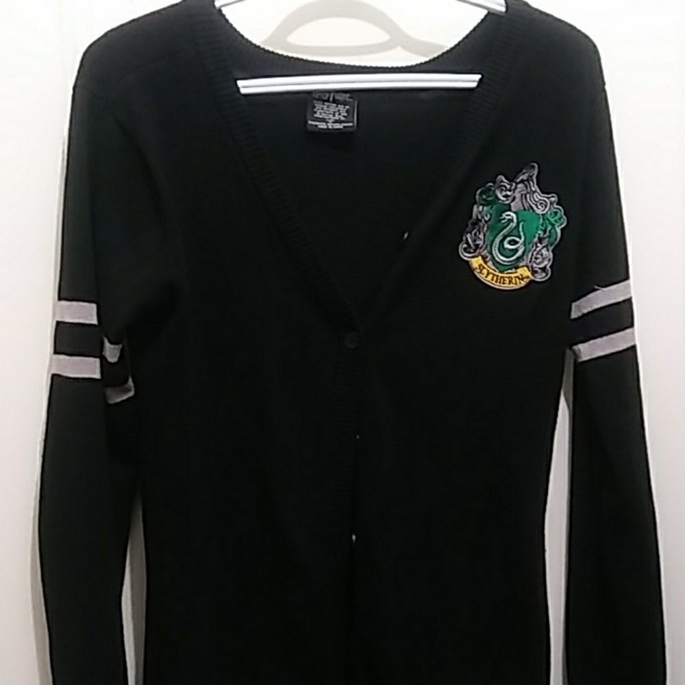 Hot Topic Harry Potter Slytherin Sweater